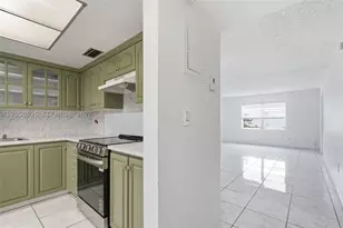 19051 NE 2nd, Miami, FL 33179 - Photo 4