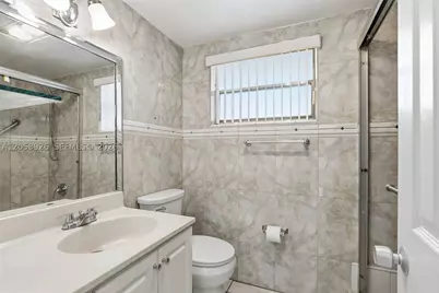19051 NE 2nd #1503, Miami, FL 33179 - Photo 20