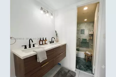 1351 NE Miami Gardens #1215E, Miami, FL 33179 - Photo 18