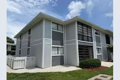 9715 Hammocks #102, Miami, FL 33196 - Photo 14