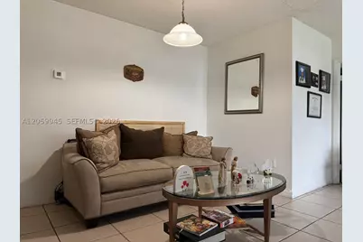 9715 Hammocks #102, Miami, FL 33196 - Photo 4