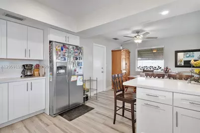 8963 SW 53rd, Cooper City, FL 33328 - Photo 20