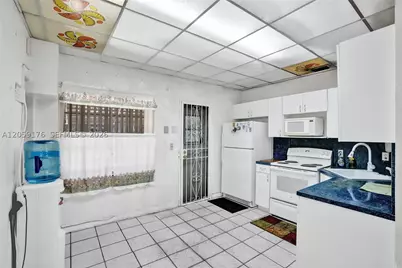 2145 NW 124th, Miami, FL 33167 - Photo 10