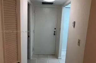 10852 N Kendall, Miami, FL 33176 - Photo 20