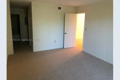 10852 N Kendall #316, Miami, FL 33176 - Photo 2