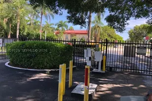 10852 N Kendall, Miami, FL 33176 - Photo 10