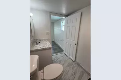 1999 NW 2nd #2, Miami, FL 33125 - Photo 18