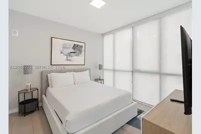 227 NE 2nd #2202, Miami, FL 33132 - Photo 10