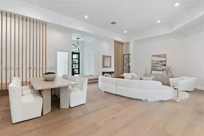 17892 Hampshire, Boca Raton, FL 33498 - Photo 6