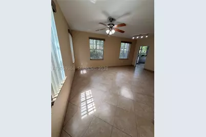 6640 W Sample #6640, Coral Springs, FL 33067 - Photo 2
