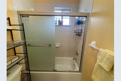 904 NW 100th, Pembroke Pines, FL 33024 - Photo 54