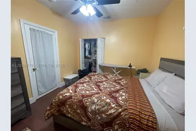 904 NW 100th, Pembroke Pines, FL 33024 - Photo 34