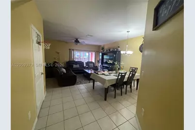 904 NW 100th, Pembroke Pines, FL 33024 - Photo 72