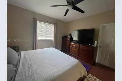 904 NW 100th, Pembroke Pines, FL 33024 - Photo 36