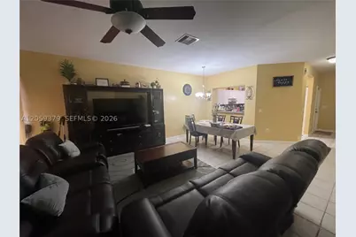 904 NW 100th, Pembroke Pines, FL 33024 - Photo 82