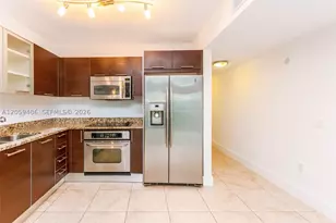 41 SE 5th, Miami, FL 33131 - Photo 16