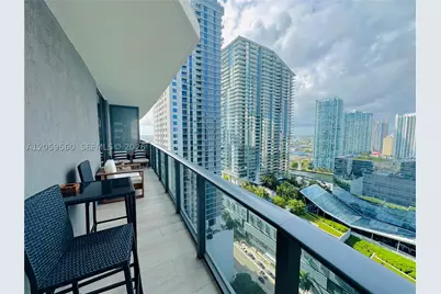 45 SW 9th #2501, Miami, FL 33130 - Photo 2