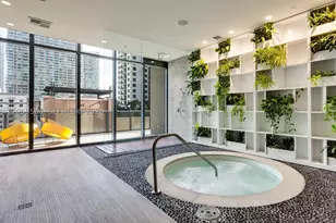 45 SW 9th, Miami, FL 33130 - Photo 28