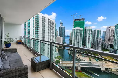 90 SW 3rd #3212, Miami, FL 33130 - Photo 12