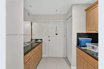 7135 Collins #331, Miami Beach, FL 33141 - Photo 28
