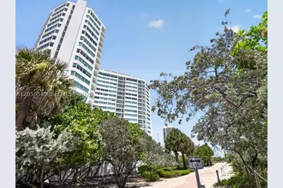 7135 Collins #331, Miami Beach, FL 33141 - Photo 48
