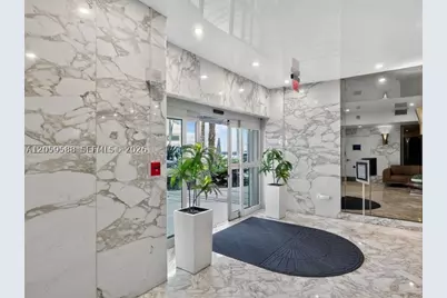 7135 Collins #331, Miami Beach, FL 33141 - Photo 4