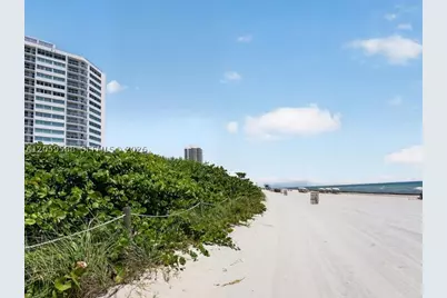 7135 Collins #331, Miami Beach, FL 33141 - Photo 50