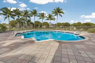 2452 Centergate, Miramar, FL 33025 - Photo 16