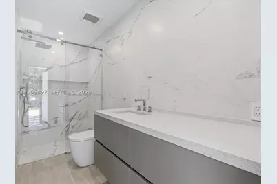 20001 NE 25th, Miami, FL 33180 - Photo 58
