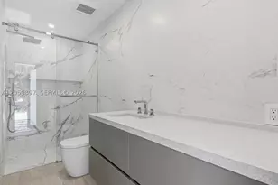 20001 NE 25th, Miami, FL 33180 - Photo 58