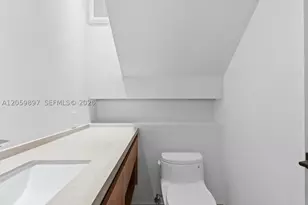 20001 NE 25th, Miami, FL 33180 - Photo 62