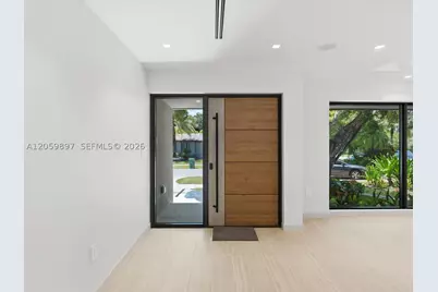 20001 NE 25th, Miami, FL 33180 - Photo 16