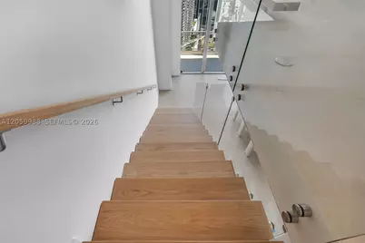 92 SW 3rd #5204, Miami, FL 33130 - Photo 24