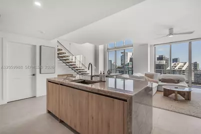 92 SW 3rd #5204, Miami, FL 33130 - Photo 4