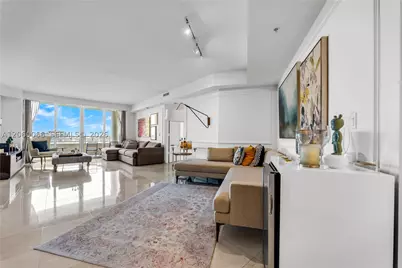 848 Brickell Key #1102, Miami, FL 33131 - Photo 6