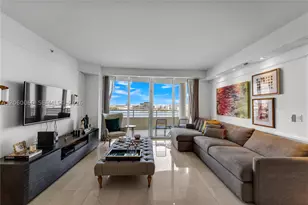 848 Brickell Key, Miami, FL 33131 - Photo 10