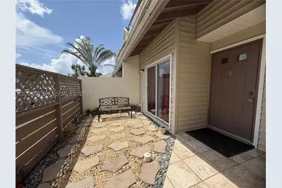309 W Hemingway, Margate, FL 33063 - Photo 14