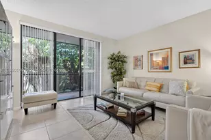 900 NE 195th, Miami, FL 33179 - Photo 6