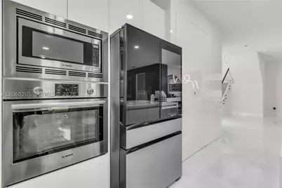 9730 NW 74th, Doral, FL 33178 - Photo 12