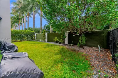 9730 NW 74th, Doral, FL 33178 - Photo 54