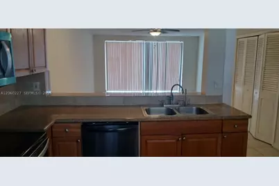 1591 NE Miami Gardens #205, Miami, FL 33179 - Photo 4