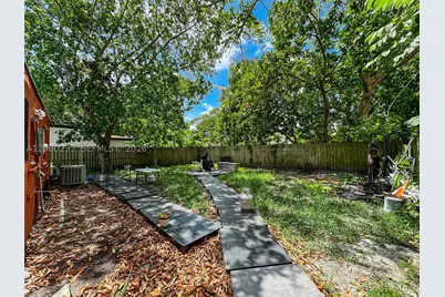 578 NW 97th, Miami, FL 33150 - Photo 68