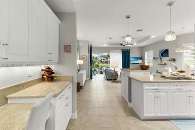 14610 Laguna, Fort Myers, FL 33908 - Photo 14