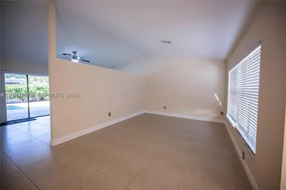9815 NW 43rd, Sunrise, FL 33351 - Photo 10