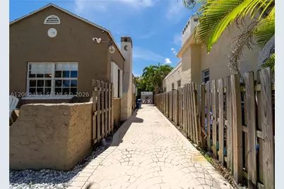 626 NE 4th, Hallandale, FL 33009 - Photo 4
