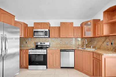 [Address not provided], Miami, FL 33186 - Photo 8