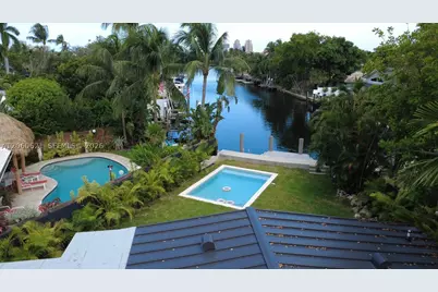 2416 NE 19th, Wilton Manors, FL 33305 - Photo 16