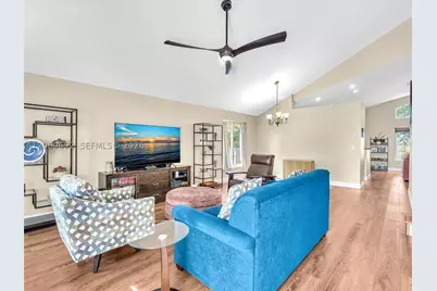 1208 NW 144th, Pembroke Pines, FL 33028 - Photo 4