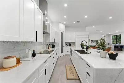 360 Holly, Plantation, FL 33317 - Photo 18