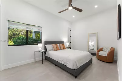 360 Holly, Plantation, FL 33317 - Photo 32